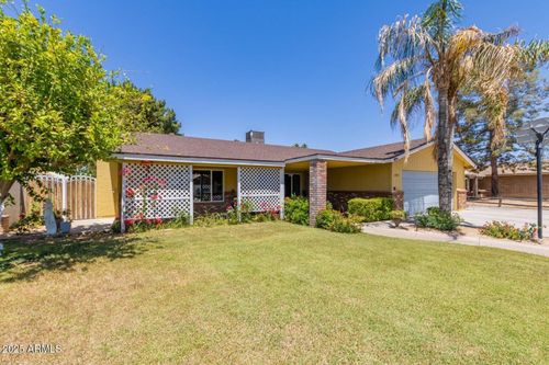 3554 W Aire Libre Ave, Phoenix, AZ, 85053-2835 | Card Image