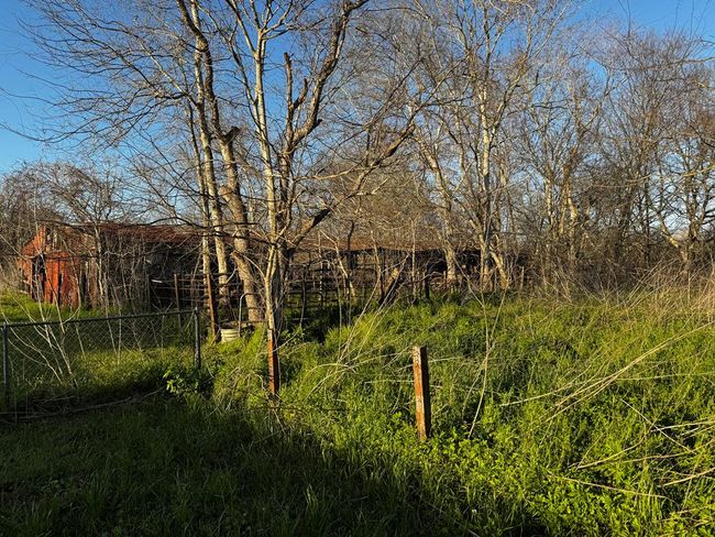 27215 Highway 36, Home with 0 bedrooms, 0 bathrooms and null parking in Damon TX | Image 36
