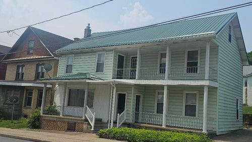 426 Filbert St, Curwensville, PA, 16833-1251 | Card Image