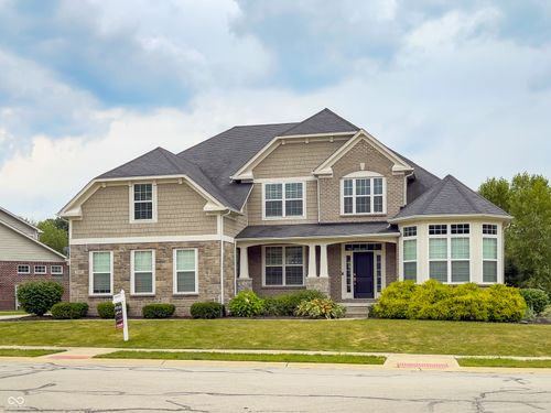 2480 Still Creek Dr, Zionsville, IN, 46077-1297 | Card Image