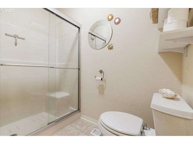 5725 Windfield Loop, House other with 3 bedrooms, 2 bathrooms and 2 parking in Lake Oswego OR | Image 27
