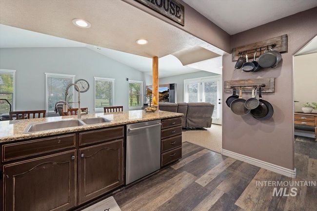 2123 E 3970 N, House other with 4 bedrooms, 3 bathrooms and 2 parking in Filer ID | Image 9