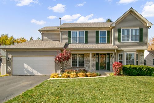 67 Raven Dr, Aurora, IL, 60506-4262 | Card Image