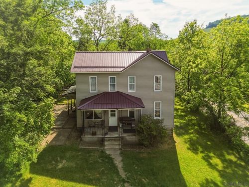 3074 Seanor Rd, Hollsopple, PA, 15935-8609 | Card Image