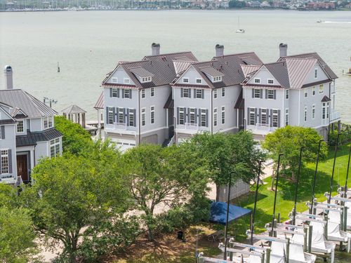 2451 Lakewood Pointe Dr, Seabrook, TX, 77586-3466 | Card Image