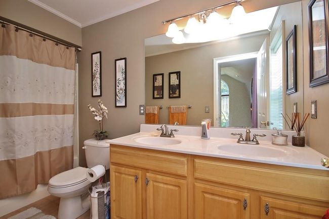 Full bath in primary bedroom | Image 26