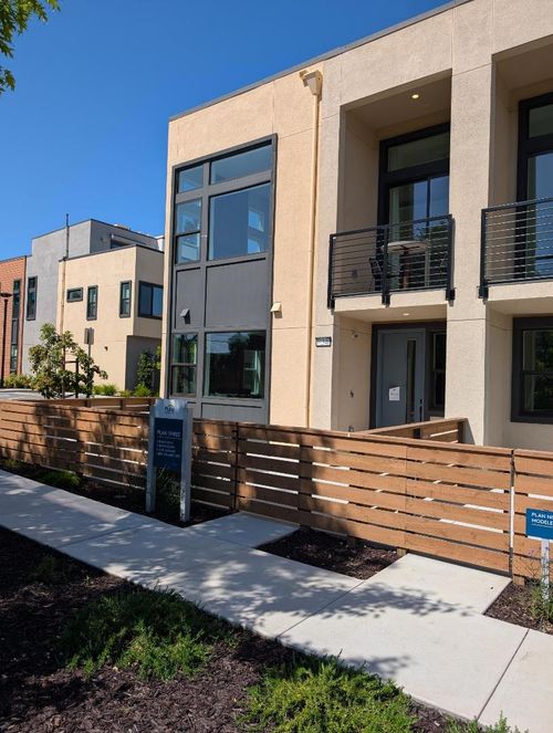 39-09-11315 Cottonwood Pl, Saratoga, CA, 95070-4272 | Card Image