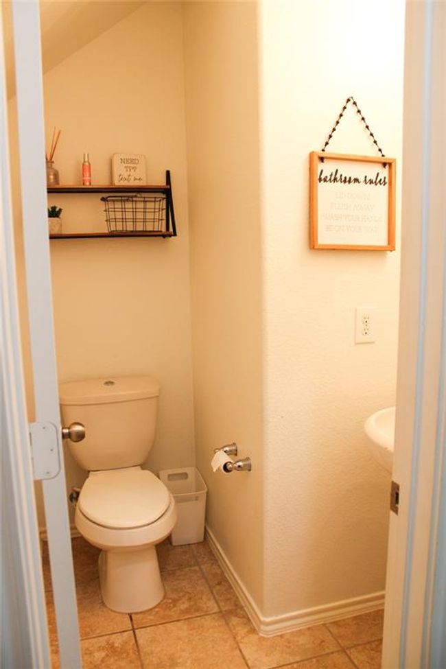 6867 Juniper Arbor Ln, House other with 4 bedrooms, 4 bathrooms and 2 parking in Dickinson TX | Image 25