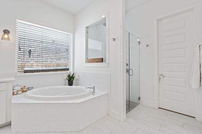 15802 Axehandle Trl, House other with 4 bedrooms, 4 bathrooms and 4 parking in Austin TX | Image 23