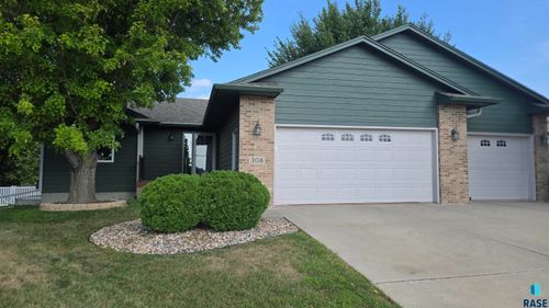 308 W Prairie Rose St, Sioux Falls, SD, 57107 | Card Image