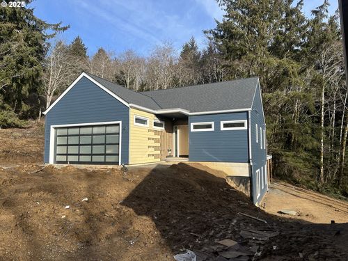 750 Monica Ct, Cannon Beach, OR, 97110-3261 | Card Image