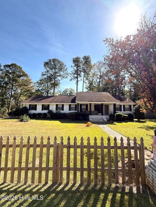 664 Magnolia Dr, Thomson, GA, 30824-1865 | Card Image