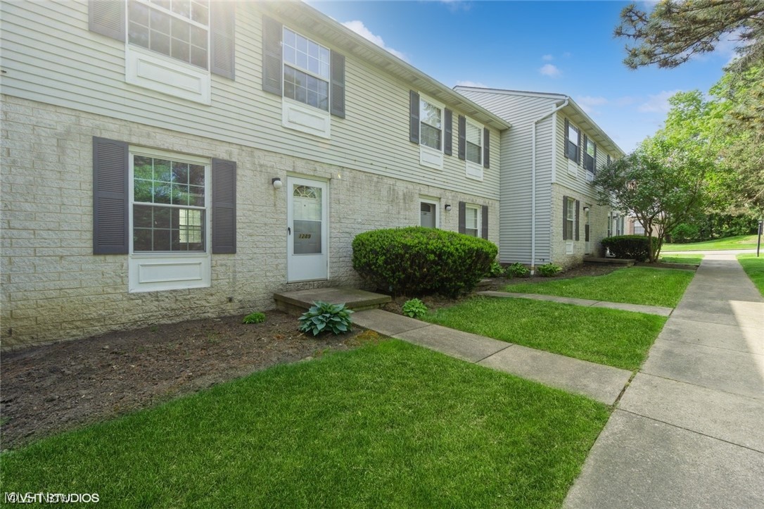 Bailey Rd, Cuyahoga Falls, OH 44221