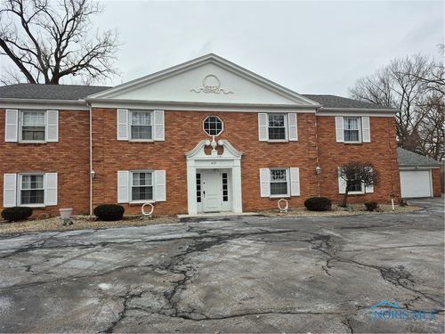 202-435 Park Avenue, Fostoria, OH, 44830 | Card Image