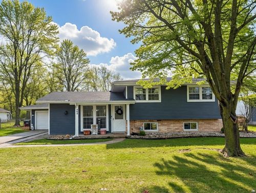 205 Bartlett St, Clinton, MI, 49236-9566 | Card Image