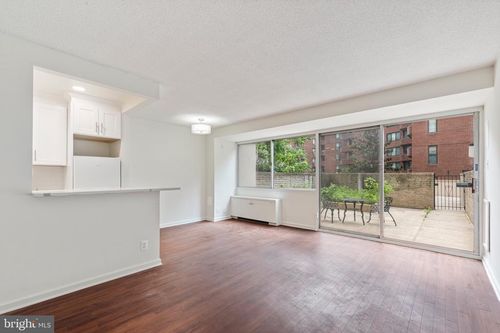 apt-821n-5500 Friendship Blvd, CHEVY CHASE, MD, 20815-7258 | Card Image