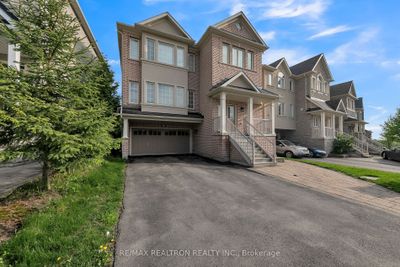 202 Woodspring Ave, House other with 4 bedrooms, 5 bathrooms and 6 parking in Newmarket ON | Image 2