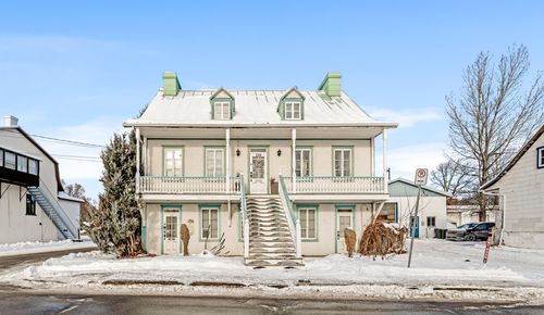 127Z Av Des Cascades, Québec, QC, G1E2L5 | Card Image