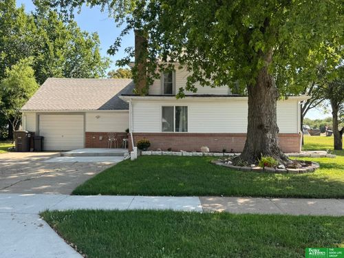 530 Stockton St, Bradshaw, NE, 68319-3046 | Card Image