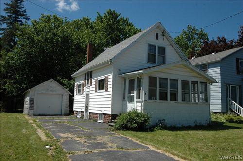 8 Denio Street, Batavia-City, NY, 14020 | Card Image