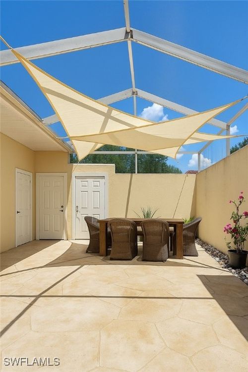 22c-4211 Covey Cir, NAPLES, FL, 34109-1523 | Card Image