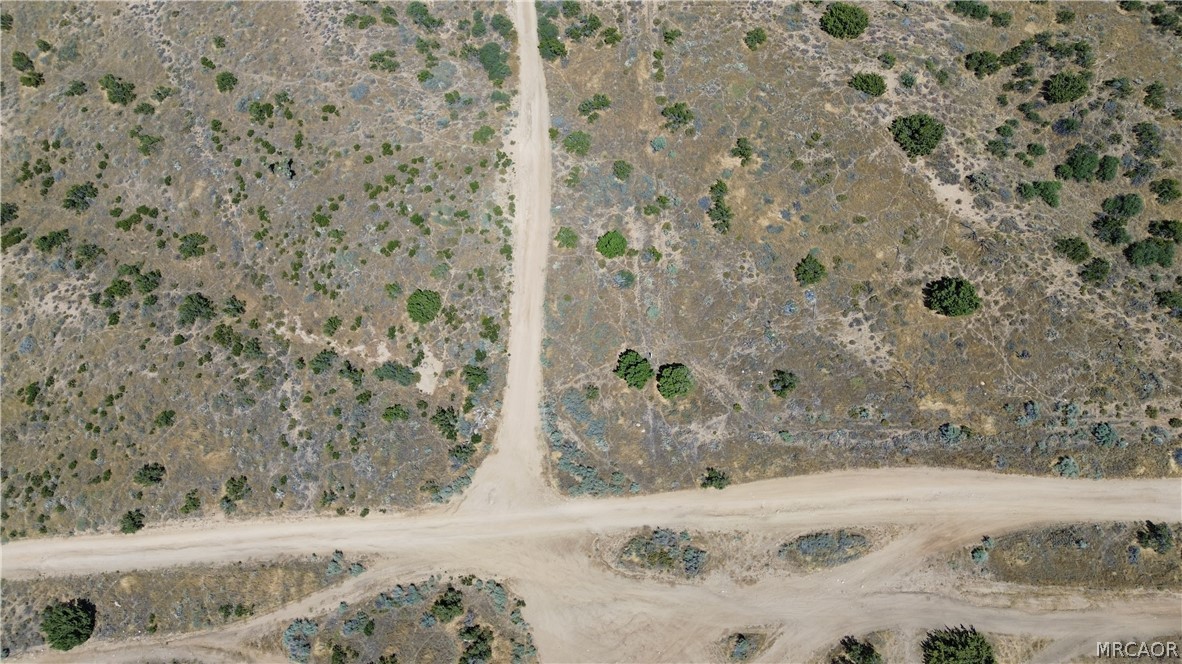 Land in Phelan 3