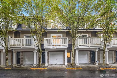 unit-104-18247 Ne 96th Way, Redmond, WA, 98052-8637 | Card Image