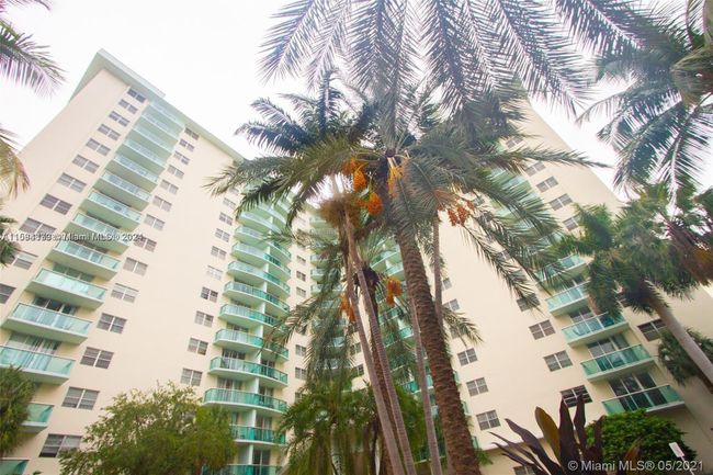 PH16S - 3801 S Ocean Dr, Condo with 1 bedrooms, 1 bathrooms and null parking in Hollywood FL | Image 29