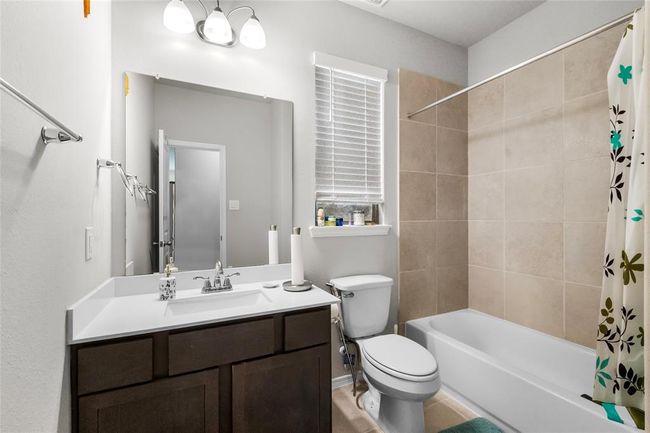 2739 Meadow View Ln, House other with 5 bedrooms, 4 bathrooms and 2 parking in Conroe TX | Image 16