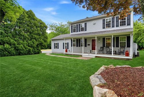 223 Rodman St, South Kingstown, RI, 02879-2360 | Card Image