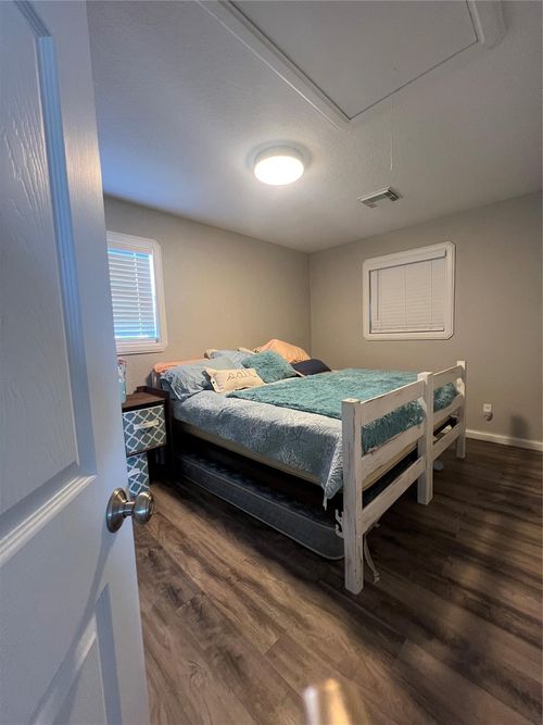 1963 County Road 291, Bay City, TX, 77414-2313 | Card Image