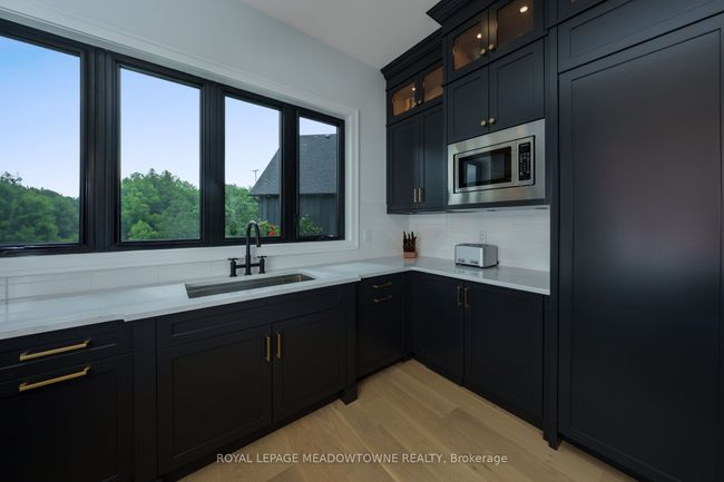 6089 First Line, House other with 7 bedrooms, 6 bathrooms and 20 parking in Orton ON | Image 9