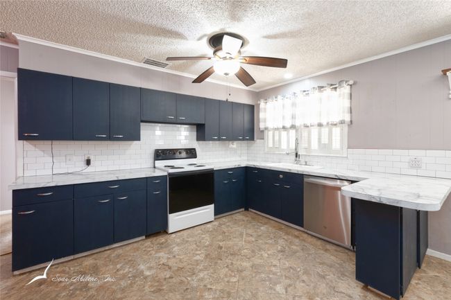 1002 S Pioneer Dr, House other with 3 bedrooms, 2 bathrooms and null parking in Abilene TX | Image 11