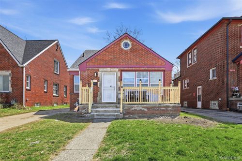 7474 E Robinwood St, Detroit, MI, 48234-3161 | Card Image