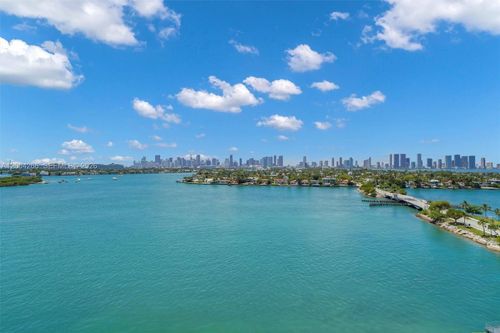 12c-5 Island Ave, Miami Beach, FL, 33139 | Card Image