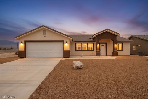 3897 N Mayfield Ranch Rd, Pahrump, NV, 89060-2670 | Card Image