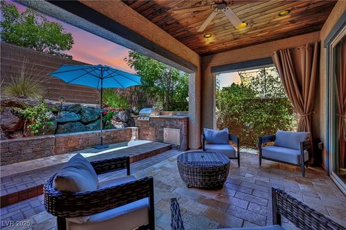333 Mandarin Hill Ln, Henderson, NV, 89012-5122 | Card Image