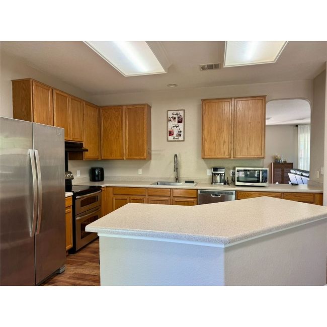 Nice sized island in the kitchen | Image 20