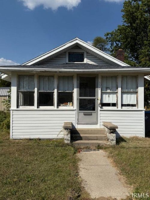 330 E Simonton St, Elkhart, IN, 46514-3278 | Card Image