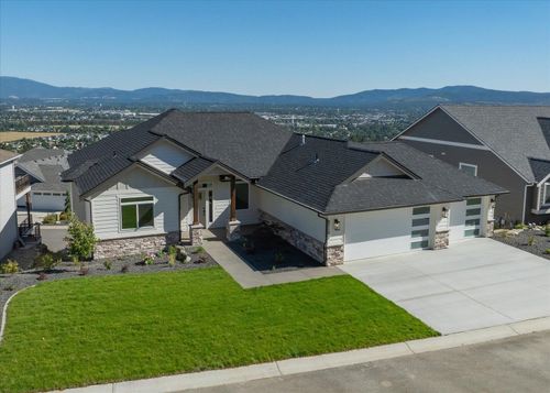 8712 E Ridgeline Ln, Spokane, WA, 99217-6074 | Card Image