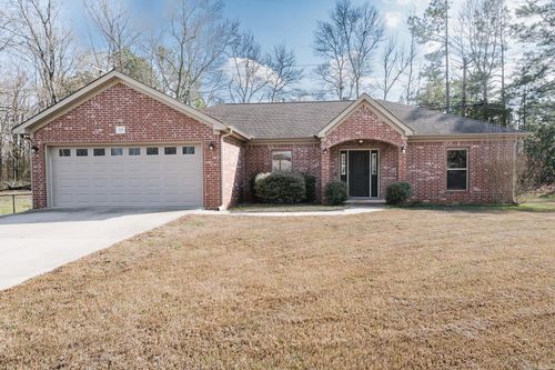 215 Indianhead Dr, Sherwood, AR, 72120-3606 | Card Image