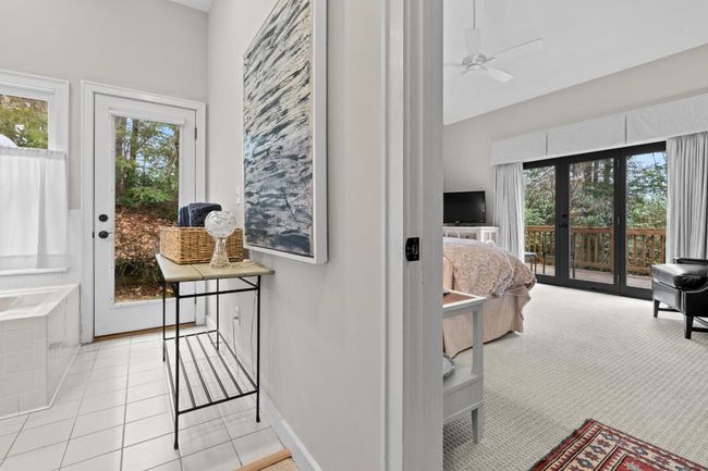 140 Lost Trl, House other with 3 bedrooms, 3 bathrooms and null parking in Highlands NC | Image 17