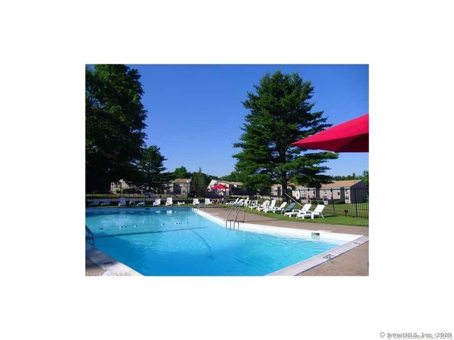 124 - 560 Yale Ave, Condo with 3 bedrooms, 3 bathrooms and 3 parking in Meriden CT | Image 23
