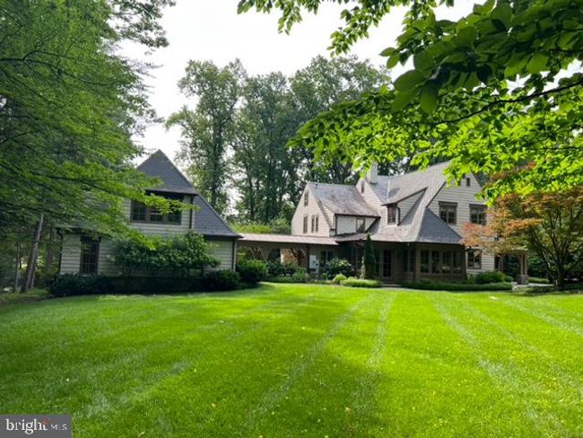 8820 Burning Tree Rd, House other with 6 bedrooms, 7 bathrooms and null parking in BETHESDA MD | Image 7