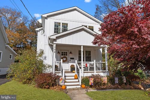 108 W Maple Ave, MORRISVILLE, PA, 19067-6645 | Card Image