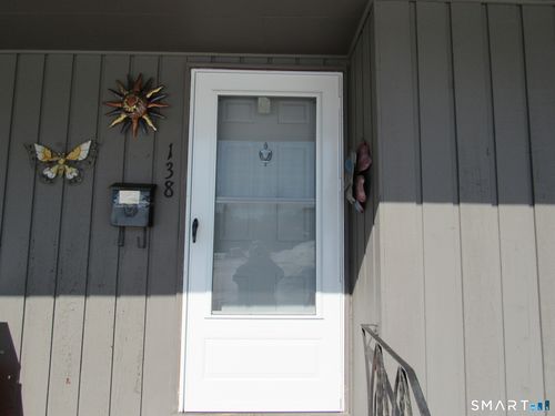 138-138 Williamstown Ct, Newington, CT, 06111-1416 | Card Image