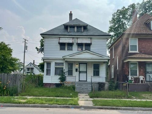 3015 Van Dyke St, Detroit, MI, 48214-1830 | Card Image