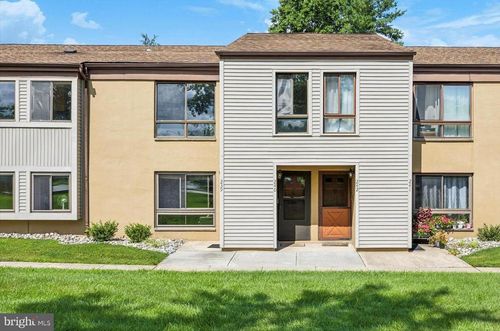 240 James Ct, MARLTON, NJ, 08053-2046 | Card Image