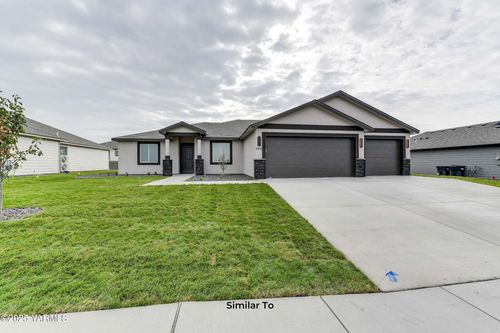 spec-1616 Castlewood Ct, Grandview, WA, 98930-1478 | Card Image