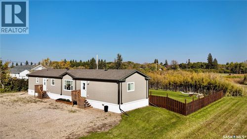 100 Macdonald St, Stockholm, SK, S0A3Y0 | Card Image